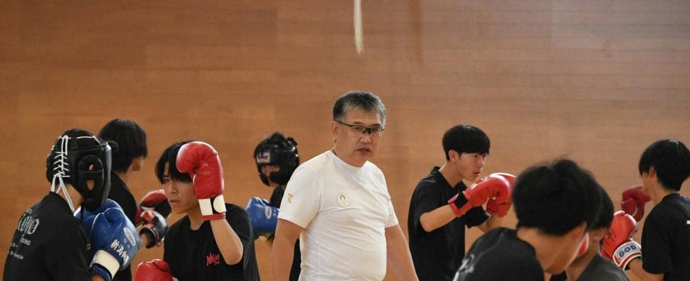【ボクシング】元五輪日本代表監督の本博国氏、新潟のジュニアボクサー100人指導「基本が大切」