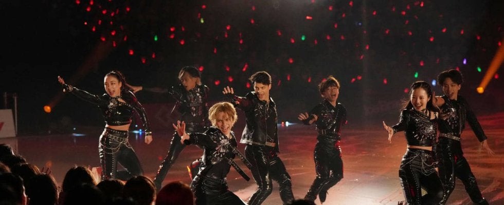 宇野昌磨さん初プロデュースのアイスショー開幕　カップル組んだ本田真凜さんリフトする場面で大歓声
