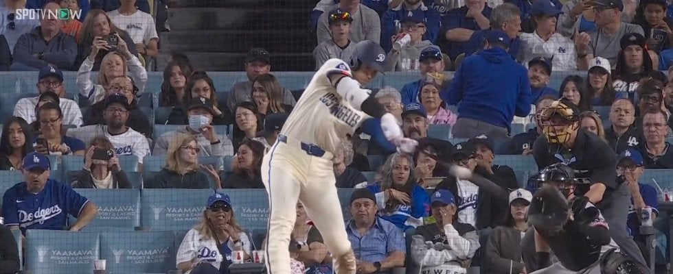 「これが入るのか…」復活の大谷翔平、この日2本目のホームランはボール球を“軽く振って”スタンドインの離れ業…ファンも驚愕「意味わかんなすぎ」