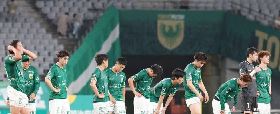 【東京Ｖ】城福監督が求める「前線がいい守備できなくても後ろが守ってやるよ」のメンタリティー