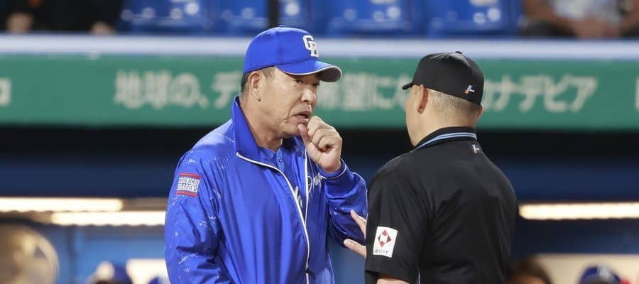 中日・井上監督、リクエスト成功→判定覆るも再抗議の“珍事”　場内騒然…岡林の打球巡り