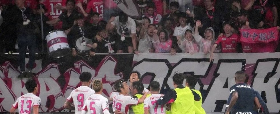 ｢先発した｣FC東京の大型補強メンバー！個を｢発揮した｣日本代表の金髪ドリブラー！セレッソ大阪との試合後、雨のピッチに｢突っ伏した｣のは？