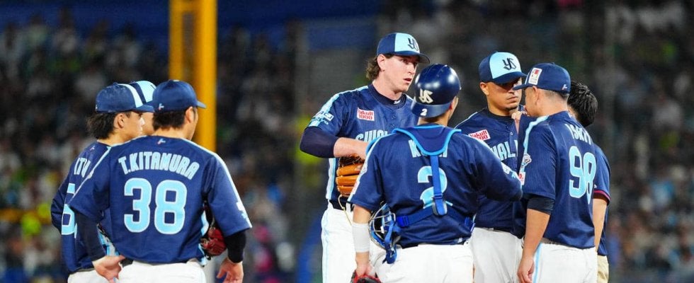 【ヤクルト】交流戦史上初の自滅劇で両リーグ最速40敗　高津監督「よく分からない」と首かしげ