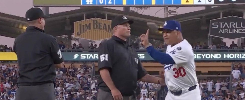 審判に大激怒！大谷への“報復死球”に激昂「めっちゃ怖い」「審判ヤバすぎ」 因縁の相手に“猛突進”… ド軍・ロバーツ監督の怒りが大爆発