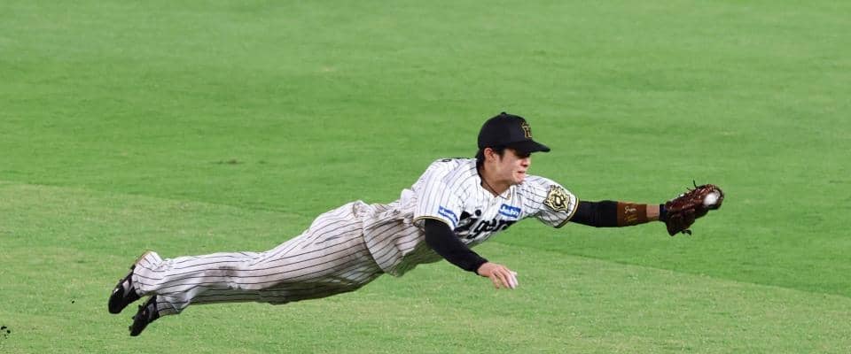 阪神・中野　セ首位打者浮上　モイネロから２本！打率・３０８「やるべきことを積み重ねている結果」