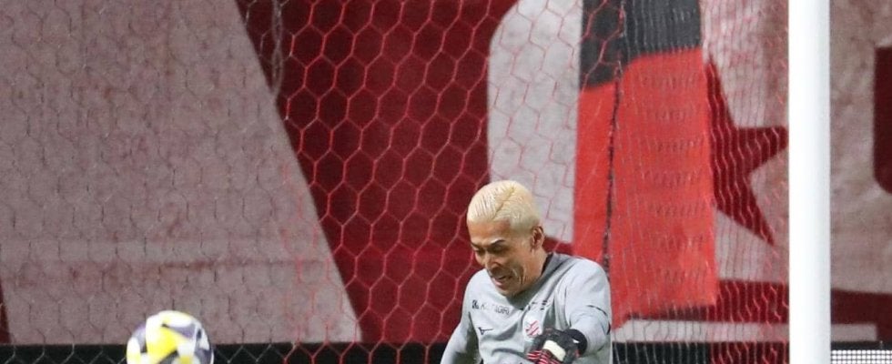 【札幌】今季９試合出場GK菅野孝憲が左ふくらはぎ肉離れ　21日藤枝戦は高木駿が２季ぶり先発