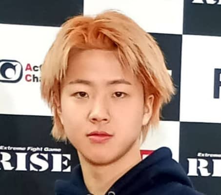 【RISE】那須川龍心が世界初戴冠し階級アップ宣言、大崎一貴、花岡竜の53キロに殴りこみ