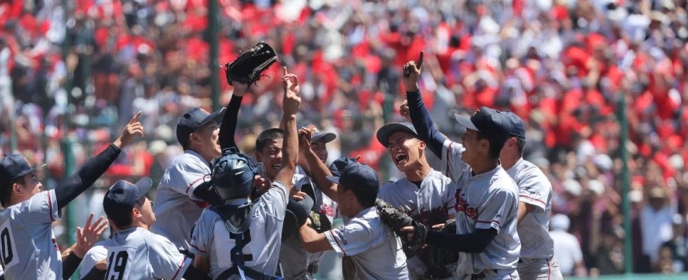 京都大会の組み合わせ決定！ノーシード京都国際と春優勝の京都共栄が同ブロックに【25年夏高校野球】








