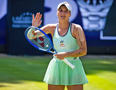  世界1位撃破し決勝へ 世界164位が復活 