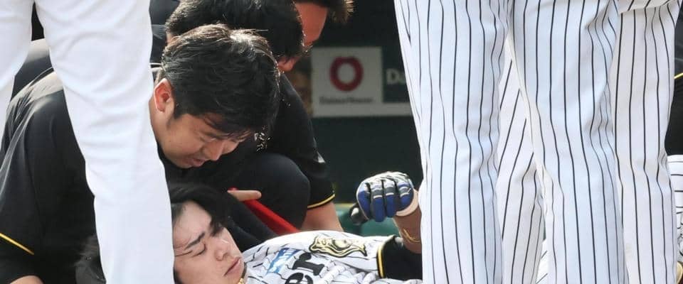 阪神・中野は「頭部打撲」と発表　病院を受診　「慎重に経過を見ていく」と球団　２２日・ソフトバンク戦の六回に頭部死球で負傷交代