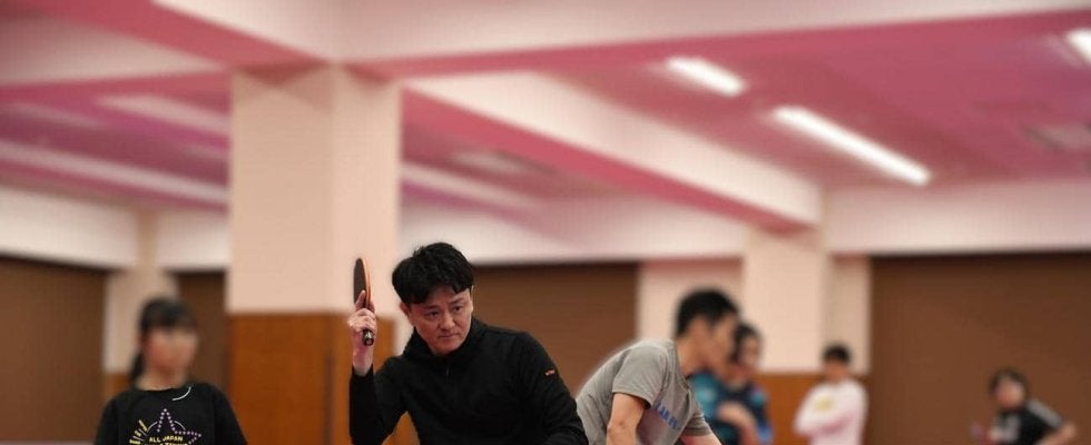 【卓球】元日本代表監督・倉嶋洋介氏が子どもを熱血指導「限界を超える体験を」８月にキャンプ