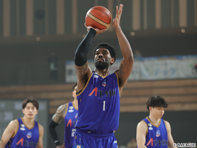 青森がラシャード・ケリーと契約継続