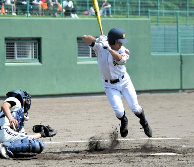 エースで4番、投球の不調を打撃でカバー「高校野球はあっという間」
