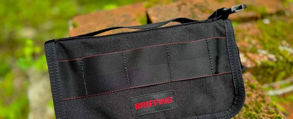 ラウンド必携のアクセを整理！ “コンプリート・ポーチ”「ブリーフィング」にオリジナルで作ってもらいました。【ゴルック】