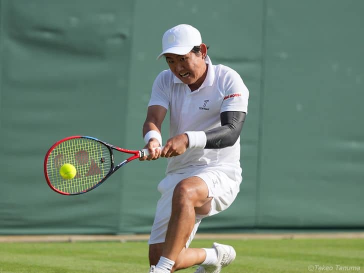 西岡良仁、世界21位ディミトロフのサーブを攻略できず初戦敗退[ウィンブルドン]