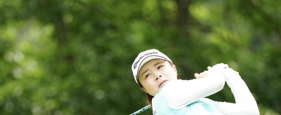 永峰咲希と木戸愛が首位浮上　前週Ｖ佐久間朱莉は２打差３位で最終日へ　女子ゴルフ第３日