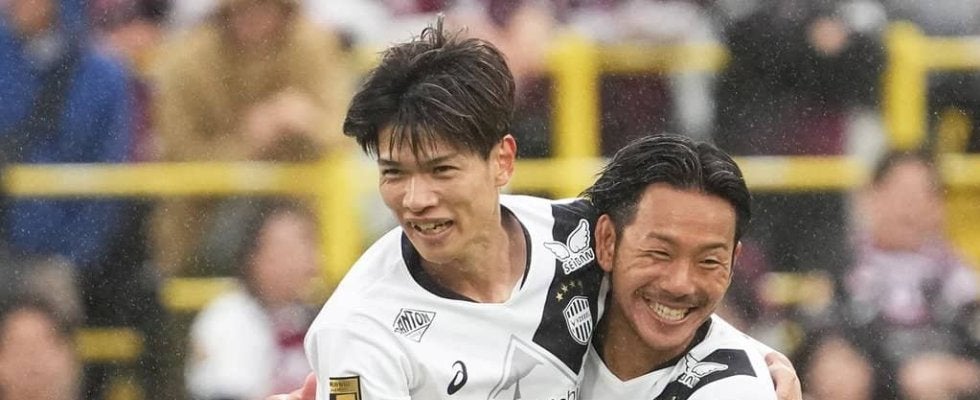 ｢エグすぎる｣｢モドリッチみたい｣J1神戸の元日本代表MF“左足アウト”での絶妙ゴラッソ弾が大反響！｢決まった瞬間、“キターー”と織田裕二ばりに叫んでしもた｣の声