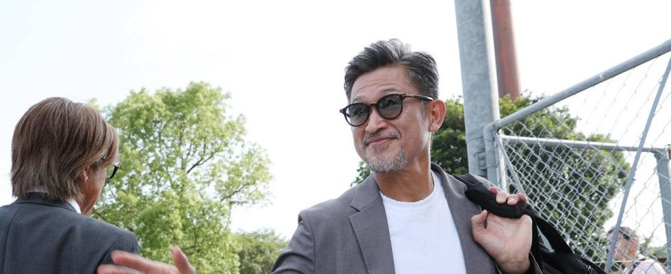 【JFL】カズ、プロ40周年特別記念試合に253日ぶり先発！JFL最年長出場記録を更新