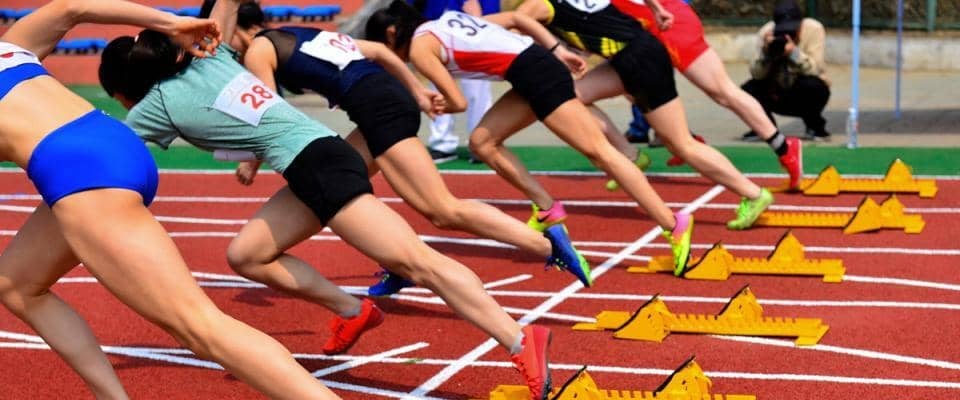 陸上　開催国枠エントリータイム突破１着も…痛恨失格　パリ五輪代表の佐藤「２歩に泣いてしまった」男子４００メートル決勝