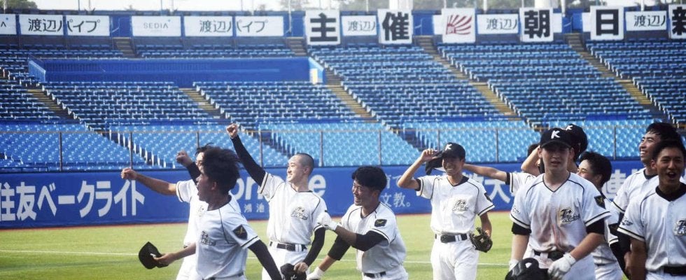 【高校野球】超進学校の開成サヨナラ「全員監督」東大志望小宮山敦太「傾向踏まえ」決勝打／東東京