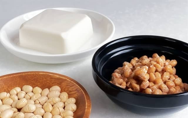 生理前にめちゃくちゃイライラする人、これ食べて！管理栄養士が勧める「食べ物・飲み物」