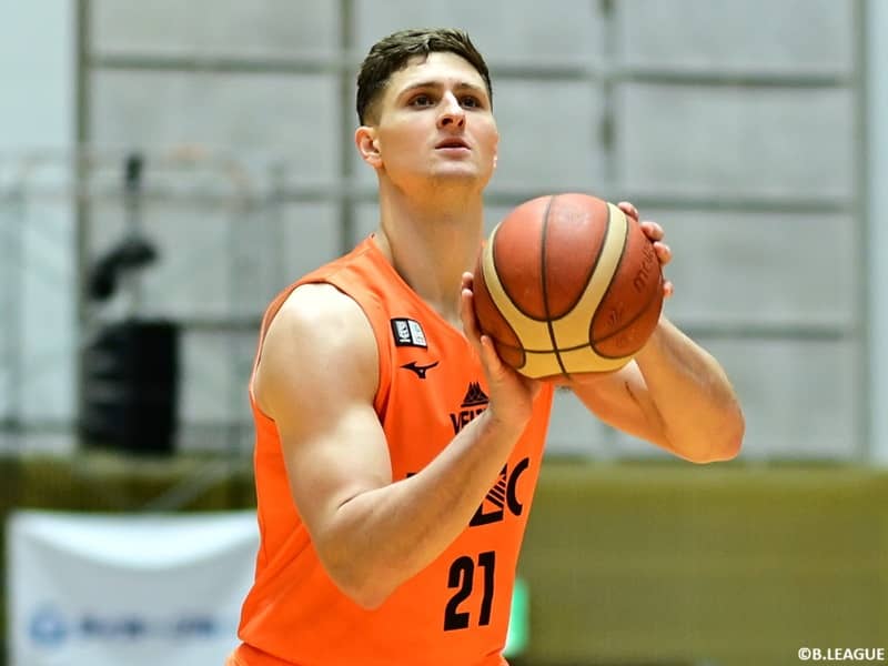 B1北海道がB2静岡退団のジョン・ハーラーを獲得…平均ダブルダブルを記録した205センチのビッグマン