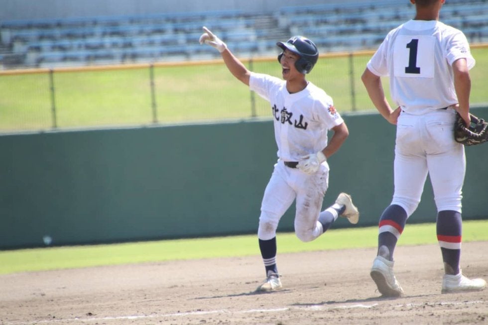 比叡山が近江兄弟社の好投手を先発全員安打で攻略！【滋賀】