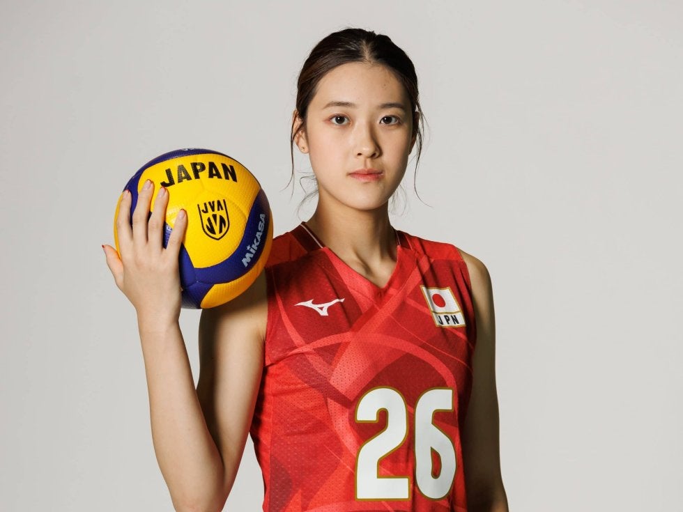 新品VNL2025年日本女子バレーボール代表佐藤佳乃選手タオル巾着 #26 日本のバレーボールスターの美貌が世界大会で熱狂を巻き起こす