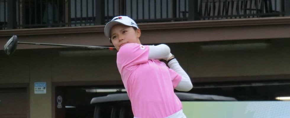 仁科優花が首位に３打差の２位　２年連続Ｖへ好発進　世界ジュニア15-18歳の部女子