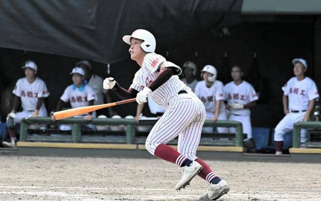 2年ぶりの優勝狙う鳥栖工が好スタート　エースの松延響は直球主体
