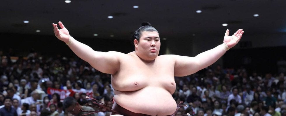 熱海富士が地元の期待を背に名古屋場所での飛躍誓う「目標は全勝」伊勢ケ浜親方と悪癖修正