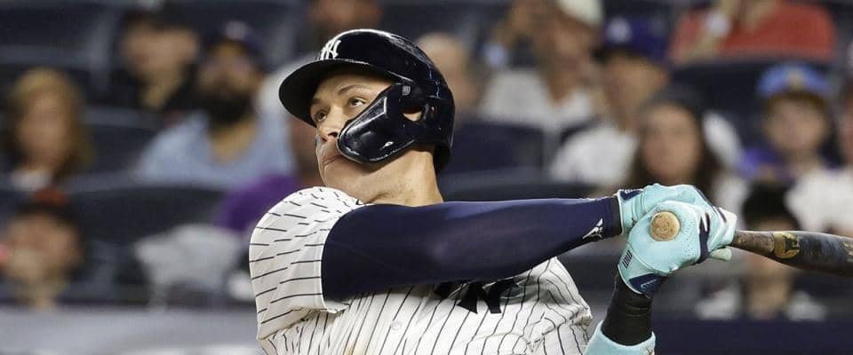 七回まで無安打のヤンキースが延長十回サヨナラ勝ち　ジャッジの中犠飛→ボルピの神走塁で決着　０－５の劣勢から勝利