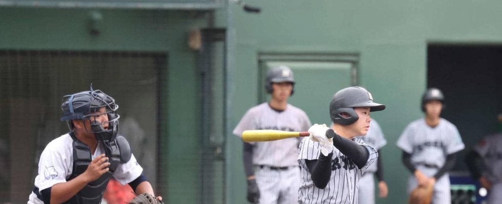 【高校野球】横浜緑ケ丘が２回戦突破　平川隼人、成長の一打に「割り切って打てた」／神奈川