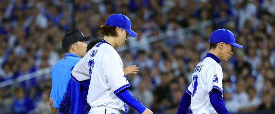 ＤｅＮＡ・入江がわずか２球で緊急降板　「右上腕の違和感」捕手の山本が異変を察知、ベンチにサイン送る　場内騒然