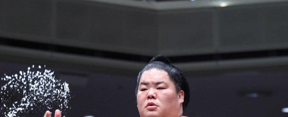大栄翔は右腓腹筋断裂で休場　遠藤は右膝のあらゆる箇所痛め手術、十両転落が確実に