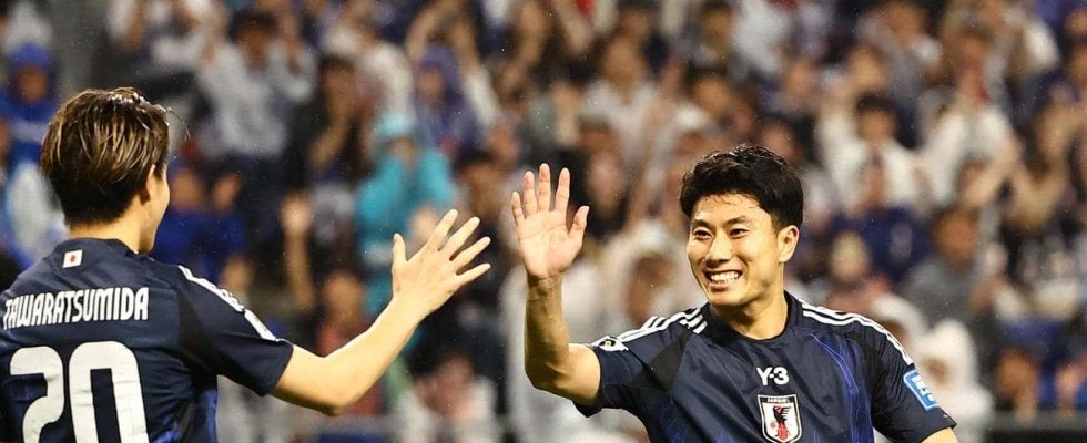 【日本代表】「10番」細谷真大が先制点　田中聡の縦パスから反転ボレーを決めるともにパリ世代