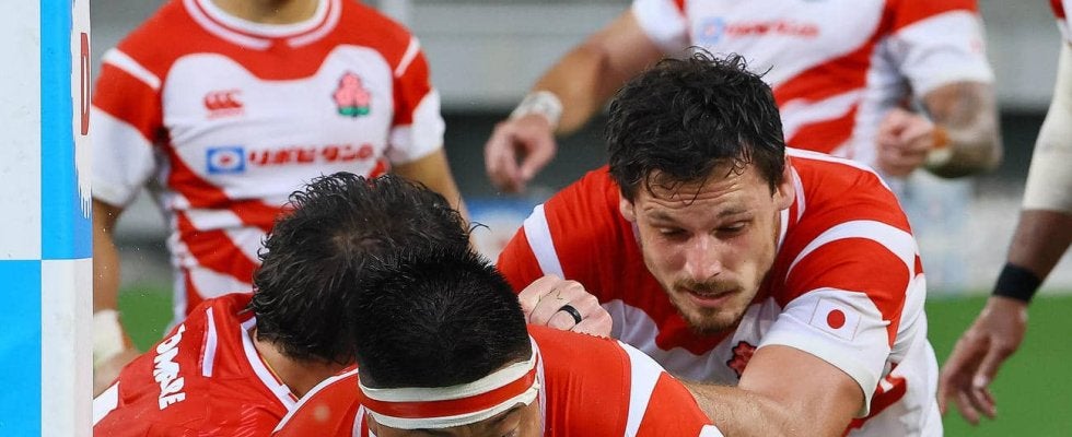 【ラグビー】エディーHC、奇策に次ぐ奇策　ＦＷ第１列フル出場→前半37分交代…選手の声は？