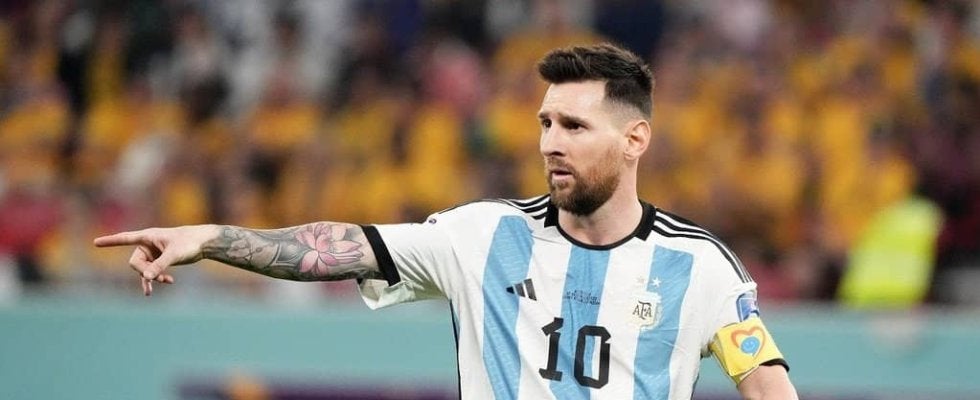 北中米W杯は｢10月開催｣にすべし(2)日本では｢昼間の公式戦｣が取りやめになるも…｢6月9月も無理！｣の声、理想はメッシ＆エムバぺ激突の｢異例開催｣カタールW杯