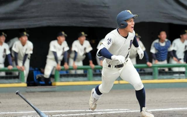 鳥栖が土壇場で一挙7点、佐賀商に逆転勝ち　呉昇勲選手が殊勲打