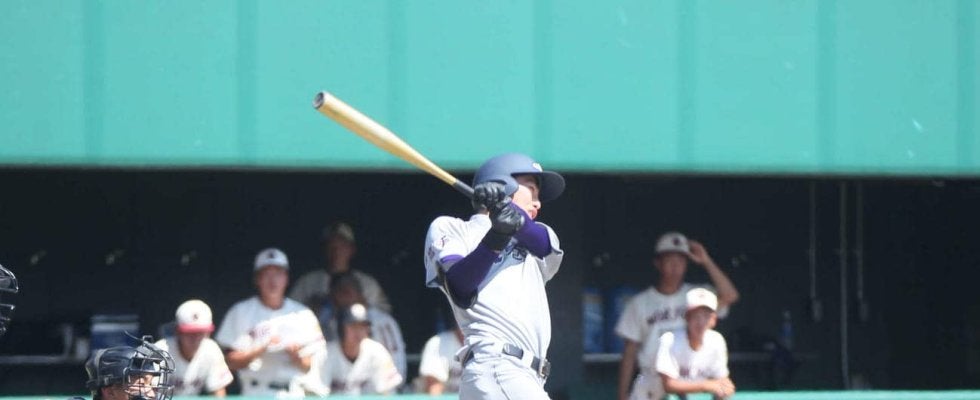 【高校野球】18年ぶりノーシード花巻東　重圧解き放った新田光志朗弾で難敵・盛岡中央撃破／岩手