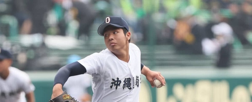 沖縄尚学を甲子園に導いた150キロ左腕の投球が凄まじい！29回40奪三振、1失点の快投【沖縄】
