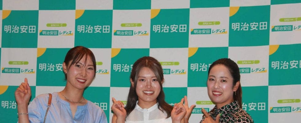 所属選手の小倉彩愛、天本ハルカ、鶴岡果恋が明治安田レディス前夜祭に出席