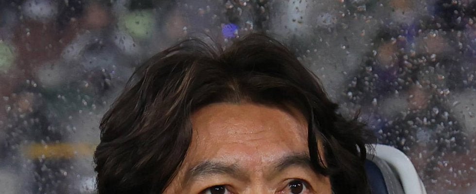 敗れた韓国代表の洪明甫監督「シュート、ボール支配率などすべての数値では我々がリードした」