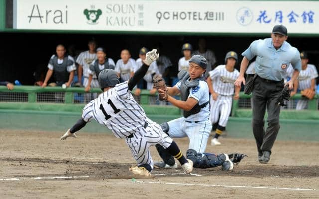 準決勝は士別翔雲-白樺学園、旭川志峯-帯広大谷　高校野球北北海道