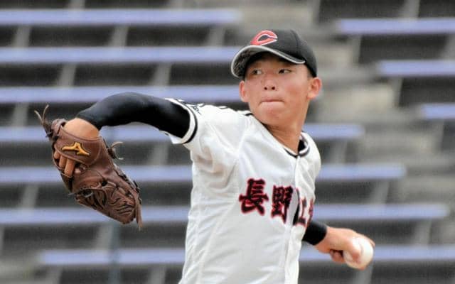 長野工のエース酒井晶冴が「仲間に捧げる」快投　前回王者を破る