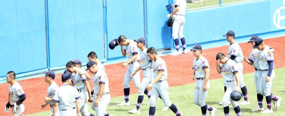 【高校野球】初戦で連覇の夢散る…聖和学園エース高橋歩汰が号泣「甲子園に行きたかった」／宮城