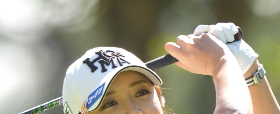 イ・ボミが白Ｔシャツ姿の新プロフィール写真公開に「かわいすぎるーーー！！！」と宮里藍さん