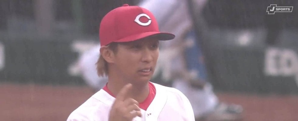 「カープの内野は堅いな」広島・羽月隆太郎、ホットコーナーを襲う強烈打球をダイビングキャッチ！スーパープレーにファン歓喜