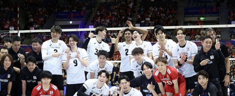 【バレー】日本がアルゼンチンに逆転勝ち、０－２から３セット連取　予選Ｒ通算成績７勝３敗に