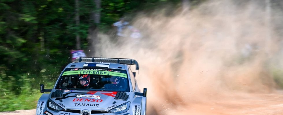 WRCエストニア：シェイクダウンはトヨタのロバンペラがトップ、勝田は0.9秒差の2番手タイム